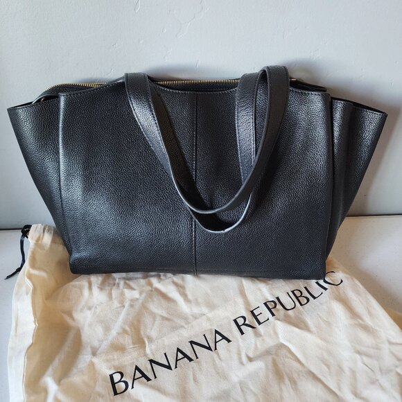 Banana Republic Portfolio Tote "EUC" - Picture 15 of 16